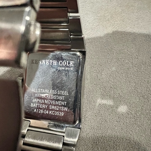 Kenneth Cole Mens Watch - Picture 11 of 12